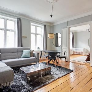 Designer Apartment - Heart of Copenhagen - 125SQM